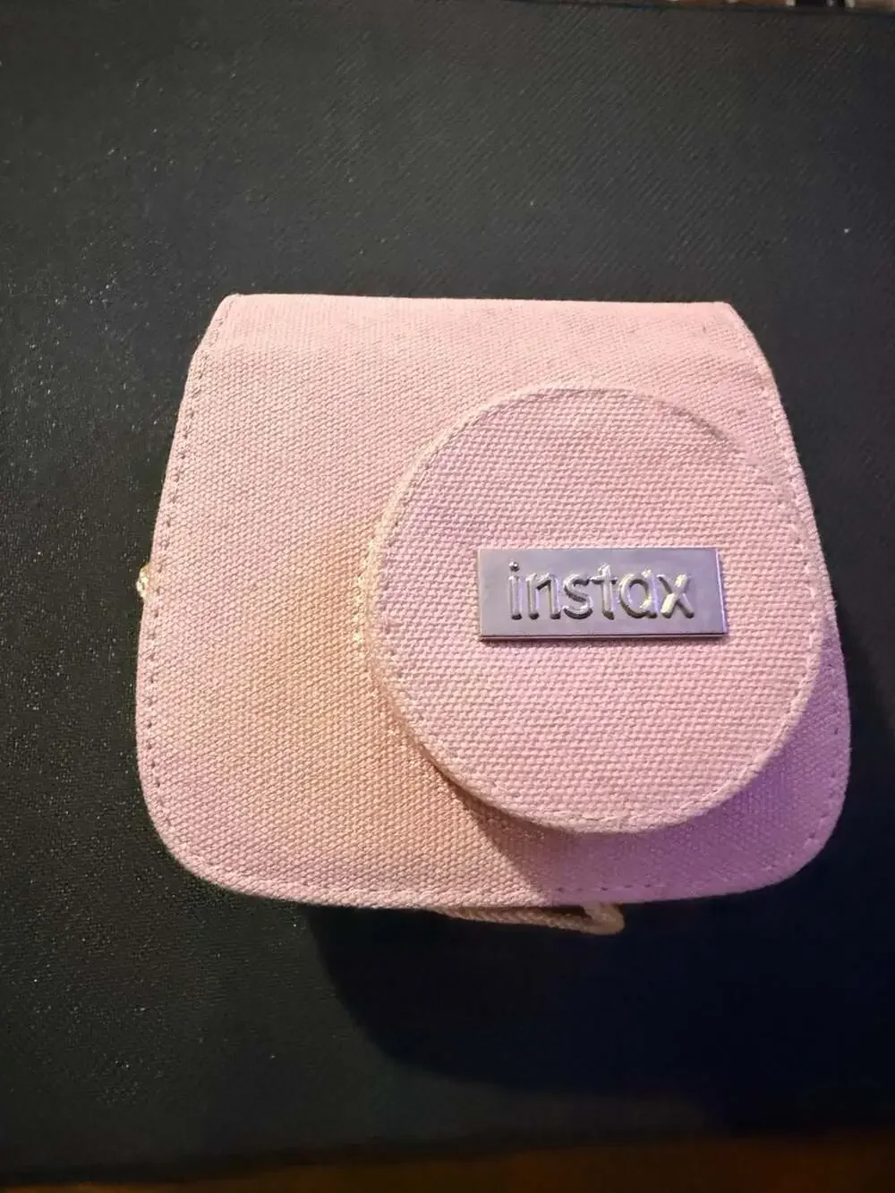 Fujifilm Instax Mini 8 Instant Film Camera in Pink with Matching Fabric Case